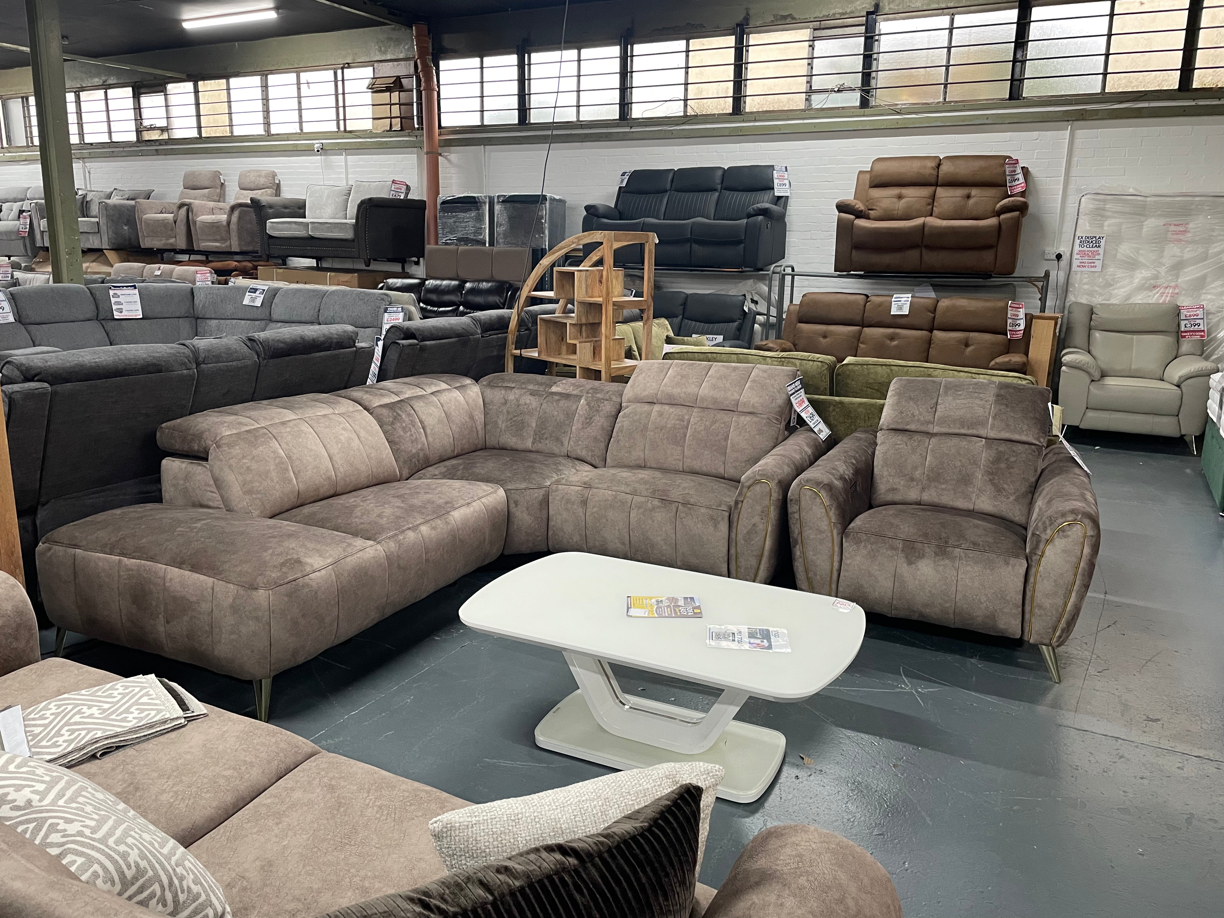 NEW - DFS LIDIA LEFT HAND FACING CORNER + CHAIR - Sofa Easy