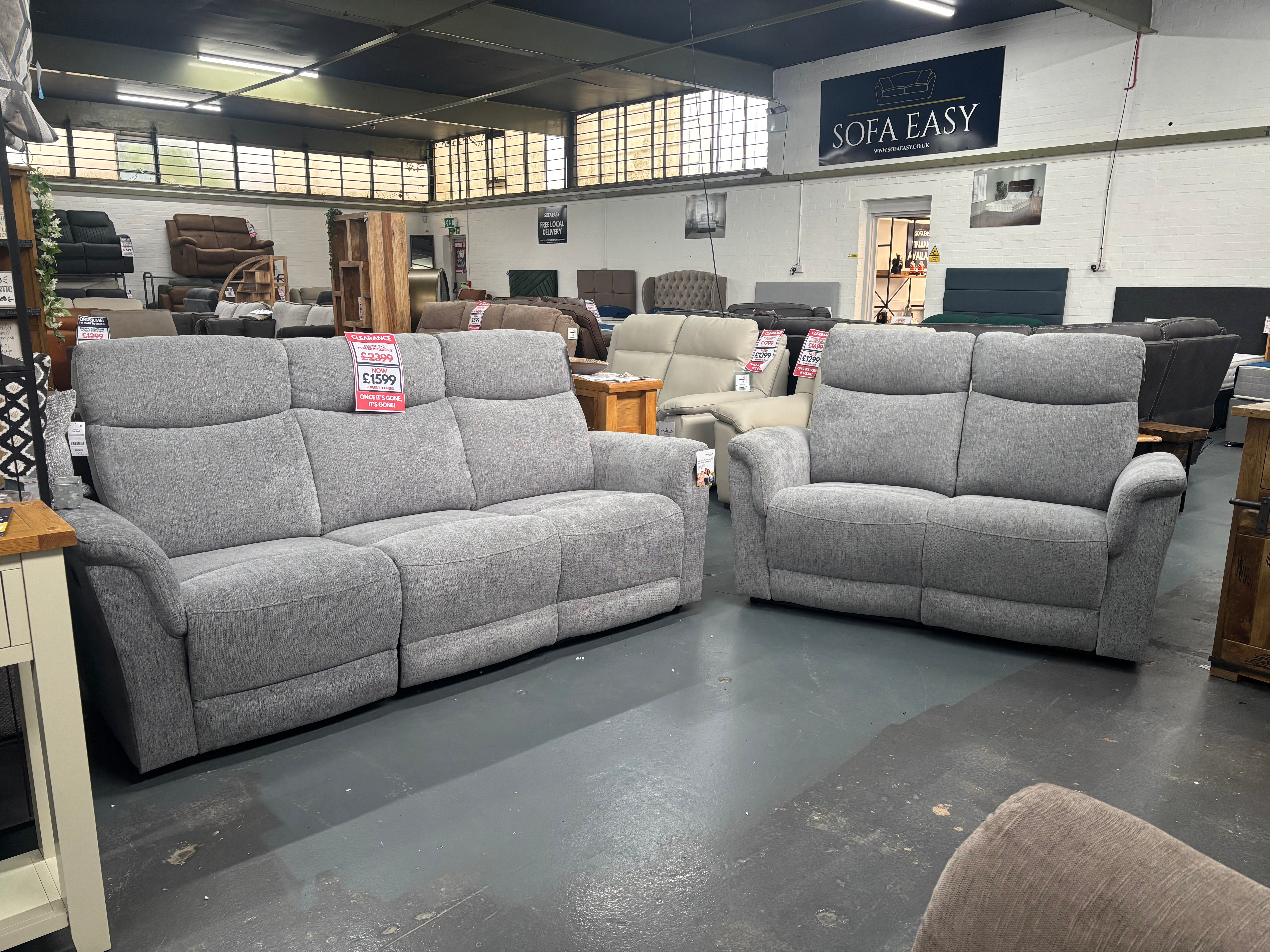 Maude Electric Reclining 3 Seater + 2 Seater Sofa Set - Sofa Easy