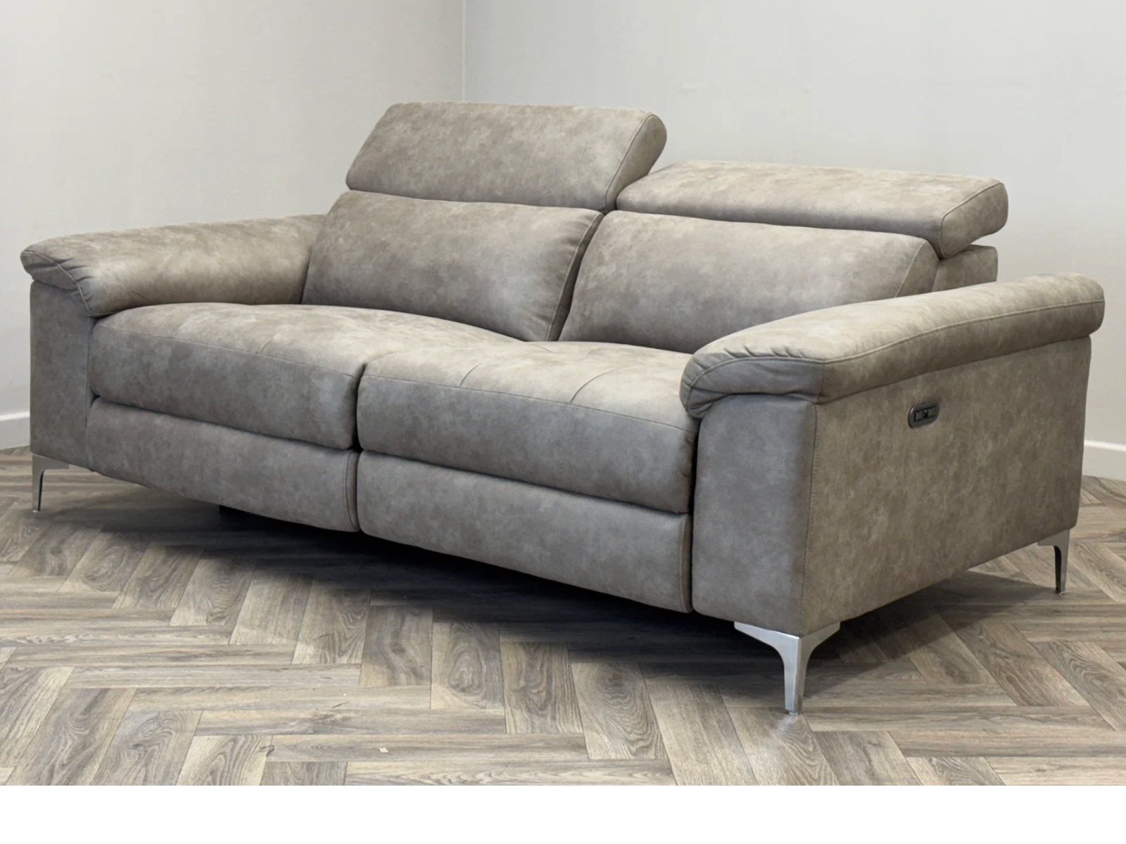 Monroe 3 Seater & 2 Armchairs - power reclining with power headrests - Sofa Easy