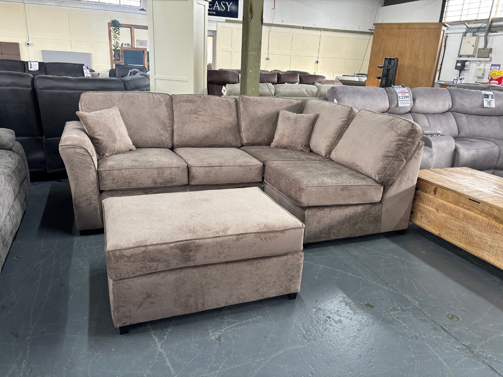 ROMA - Right Hand Facing Corner Sofa & Stool - Sofa Easy