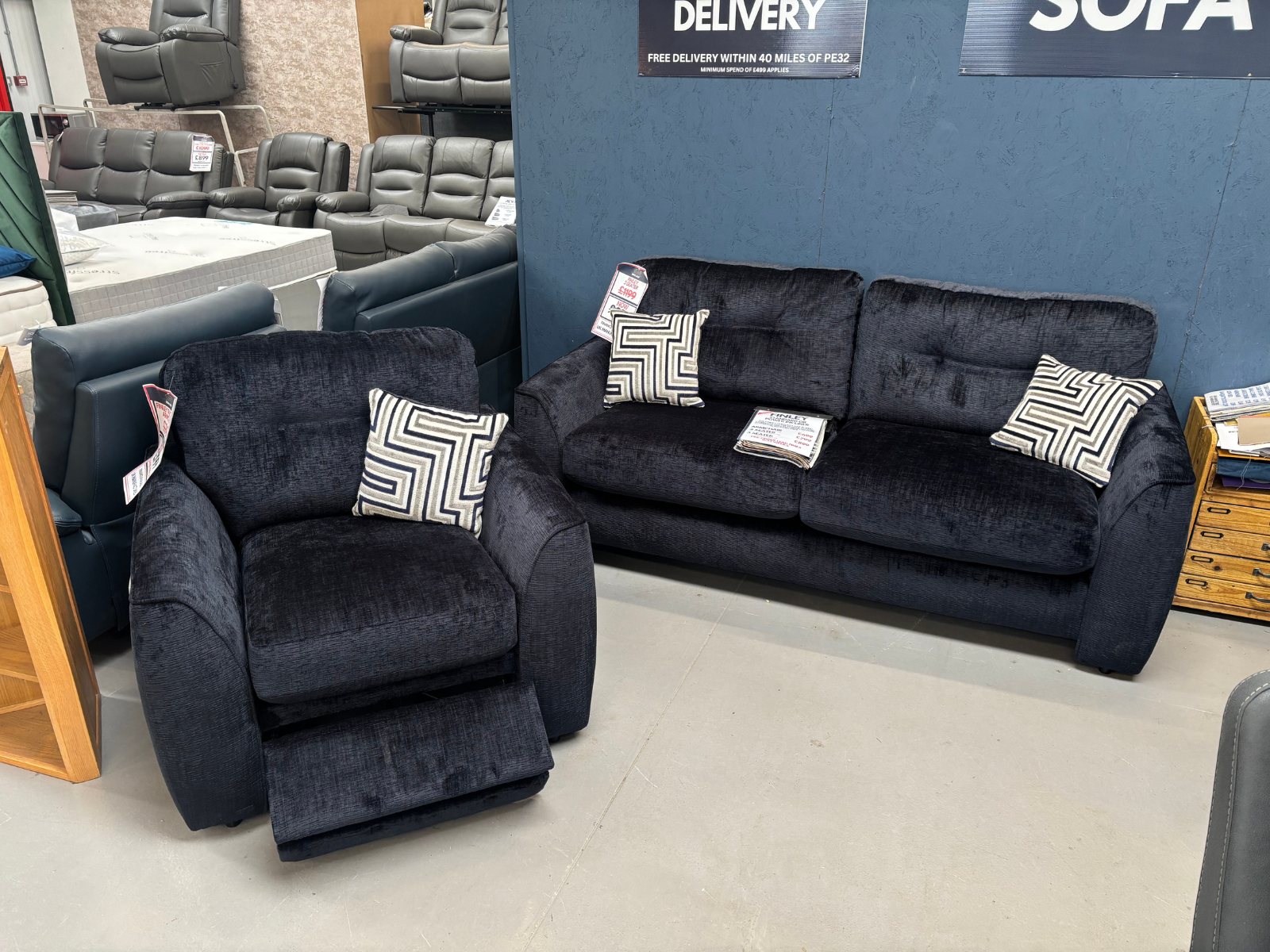NEW - FINLEY Sofa Collection - Sofa Easy