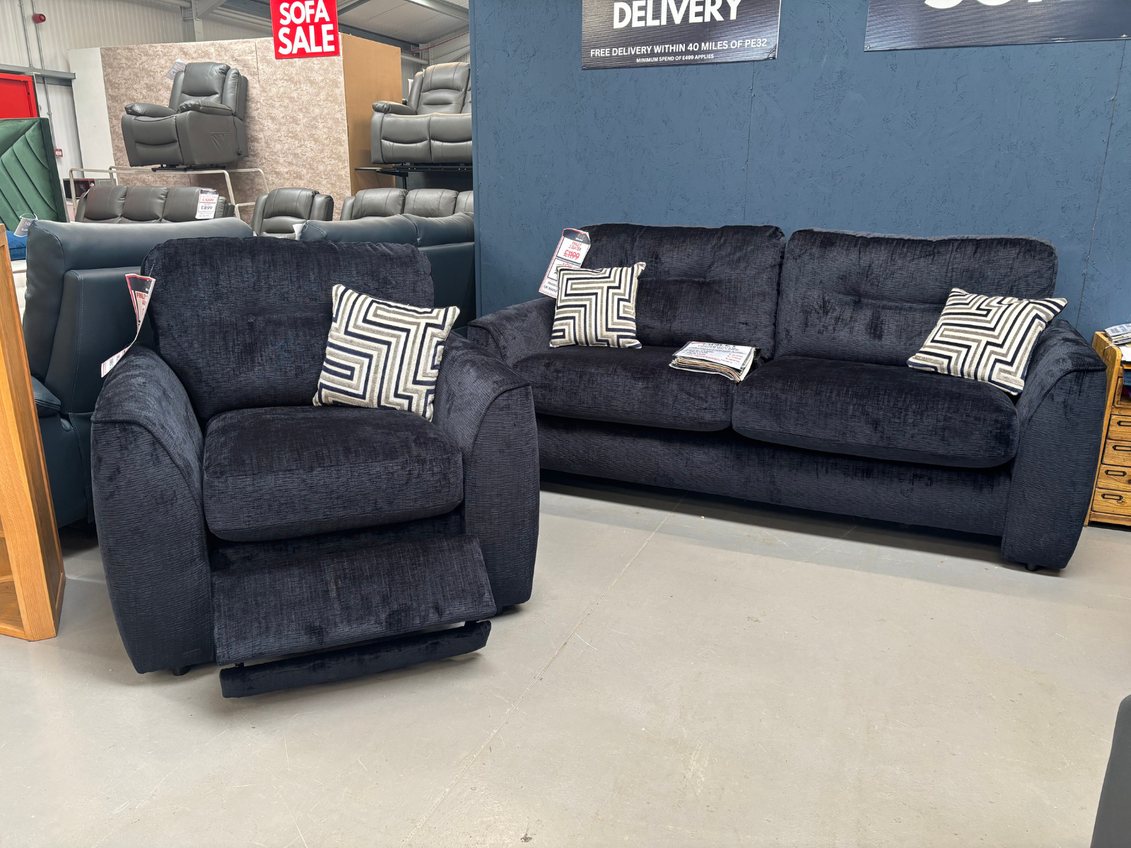 NEW - FINLEY Sofa Collection - Sofa Easy